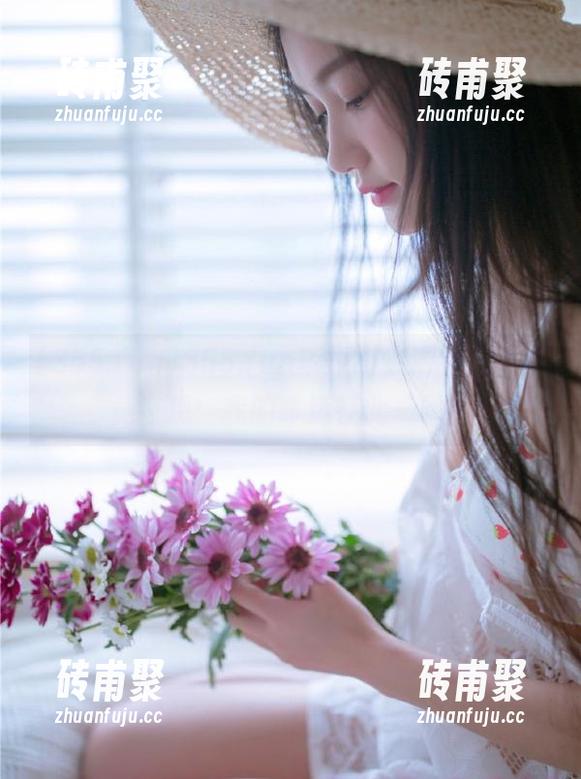355.fun 355.fun苹果版,滑到一半我竟在想:我的命运在此一举?