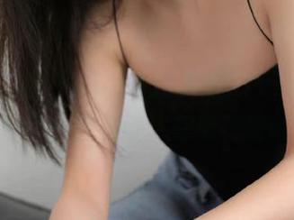 顺便说下，ios里的51ccgg最近好像藏了一堆超让人想要挖掘的瓜！