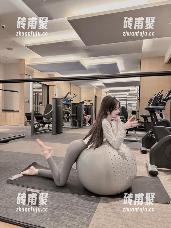 51cg 轻松点开“51cgfun”,看见的都是意想不到的资源,感觉快上头了。
