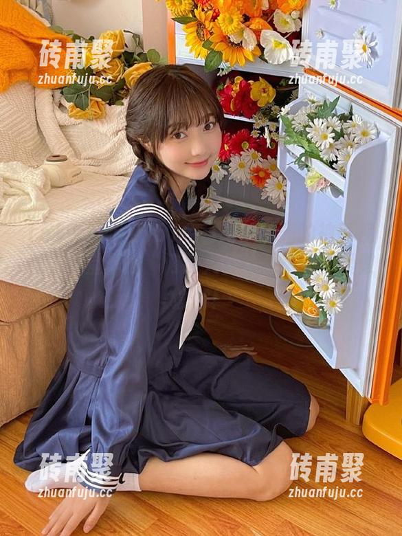 51今日吃瓜 51今日吃瓜曝光的神奇视频,食堂里的“门口大神”原来还热爱做瑜伽!