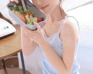 被黑料刷屏？索性上51吃瓜官网视频，轻松解压！