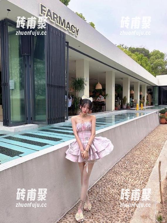 51热门吃瓜 在‘51热门吃瓜’登录后,瞬间迷失在瓜的海洋里!