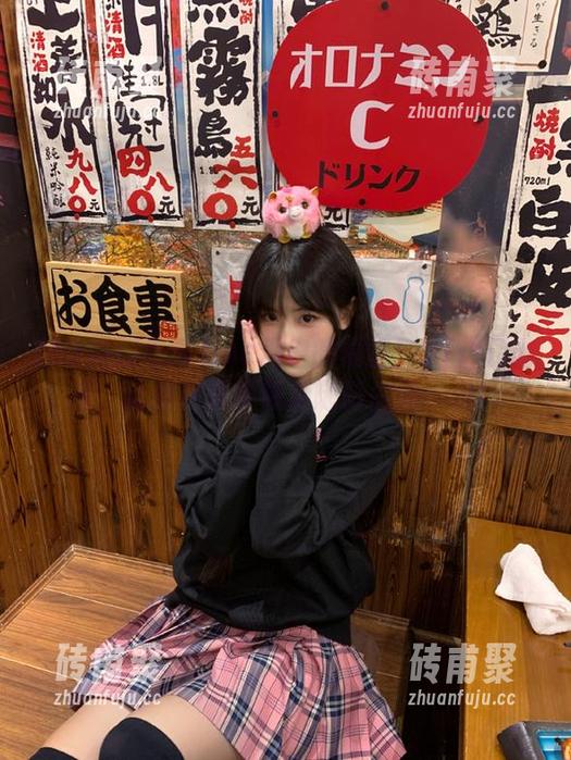 51热门吃瓜 ios用户的福音!51热门吃瓜,让你在茶余饭后随时尖锐一刀!