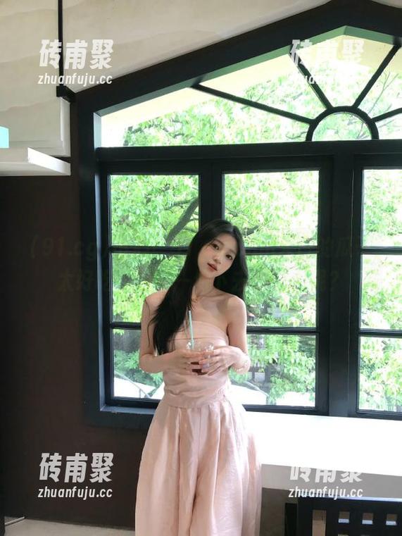 91.cg 小心!91.cg.com入口的瓜子太好吃,为啥一勺下去两勺上呢?