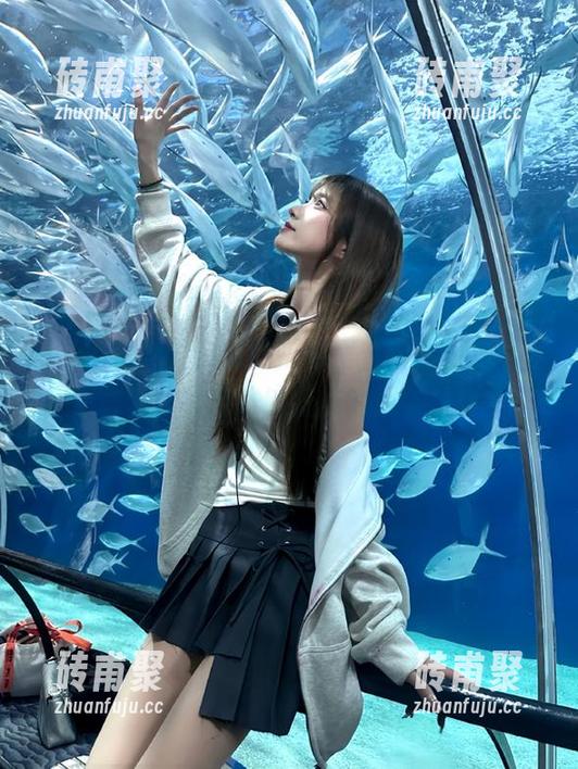 91吃瓜网 新91吃瓜网里,传送门后藏着新鲜事,有点难以抵挡的想要探秘。