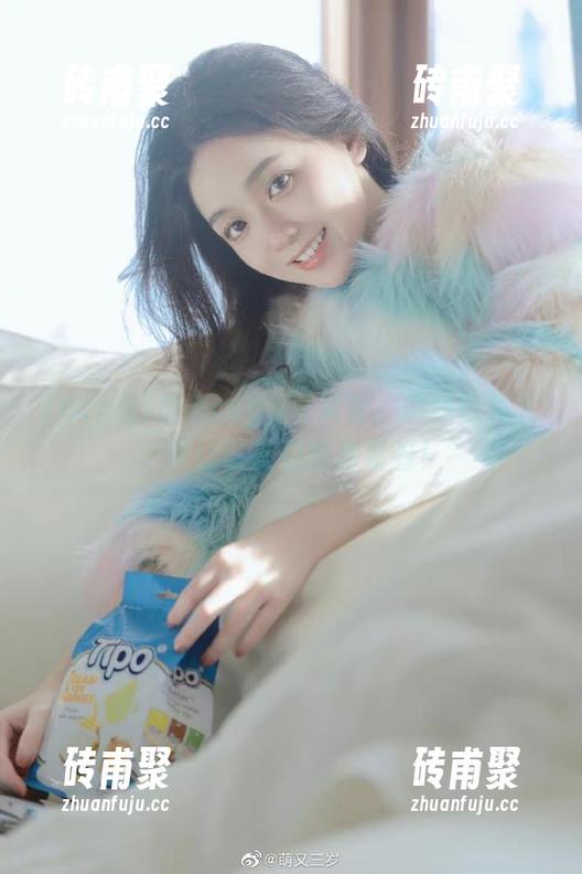 ccgg 快来ccgg苹果版,瓜越吃越大,快让队友们也来看看!