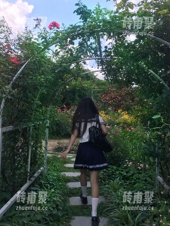 ihlw 想看奇葩事?“ihlw09”网站就是你的逃离现实之地!