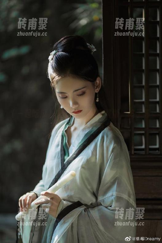 一起吃瓜 一起吃瓜2的完整版,终于等到了这些隐藏的精彩视频!