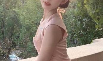 观看吃瓜现场：五一吃瓜今日热门大瓜的多元风采！