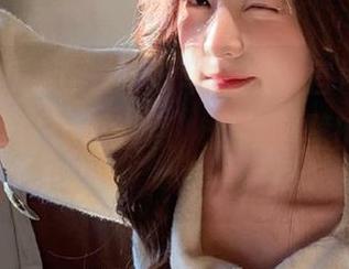 五一吃瓜苹果版，官网的图片是不是可以更清晰点，像我隔壁的小哥哥？
