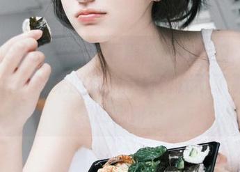 有些瓜看得我心跳加速，吃瓜911app带来的刺激刚好替代不了那么浓烈的咖啡…