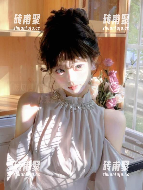 吃瓜网 吃瓜网直达热门大瓜,通道打开,快来围坐一圈聊八卦吧!