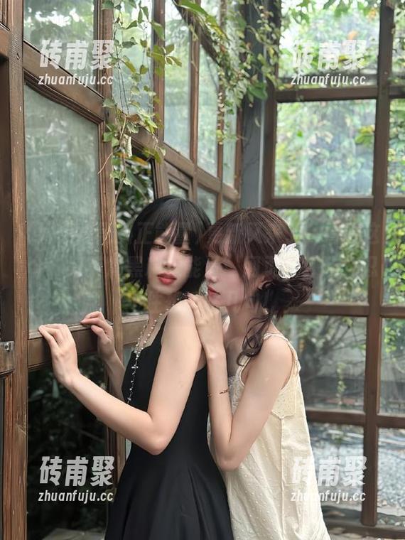更新又来了，看看这个“好莱坞黑料正能量”网页版，让人忍不住想嘀咕几句！