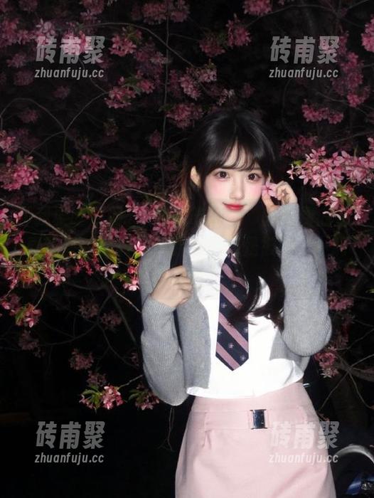 我要吃瓜网 ‘我要吃瓜网’的免费内容真不简单,转角遇到爱情还是被喂了一嘴的狗粮?