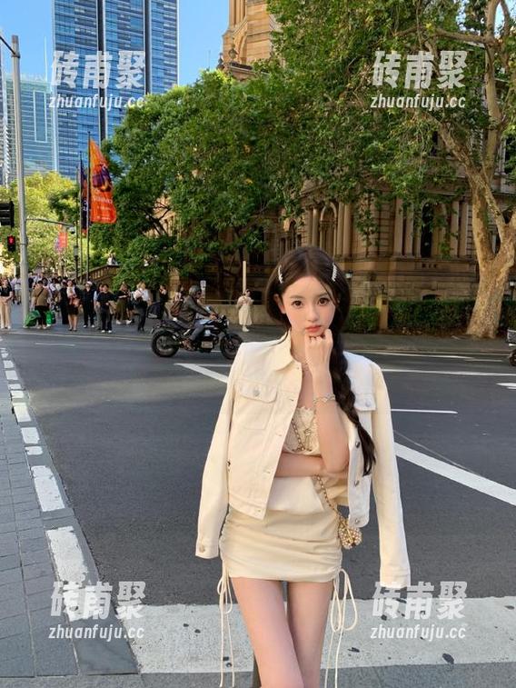 扒哥黑料 每日大赛终于迎来最新的瓜,扒哥黑料你得跟上,别被这一波操作搞懵了呀!