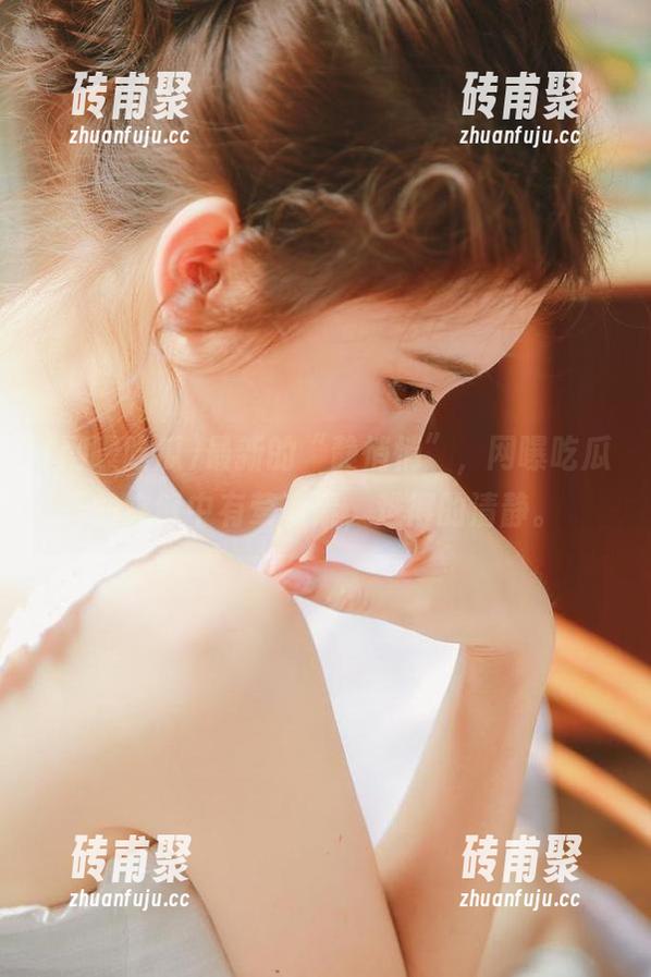 网曝吃瓜 最新的“静悄悄”,网曝吃瓜的夹缝中有荤有素,难得的清静。