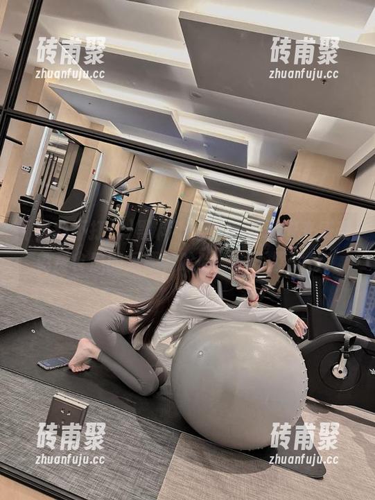 黑料不打烊 黑料不打烊,登录进来感受免费食瓜的乐趣,哈哈,心不累就行!