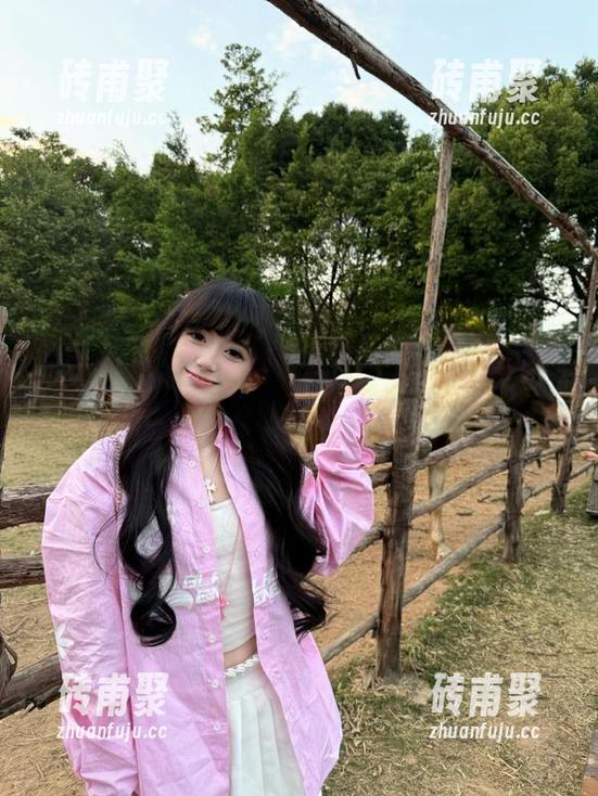 黑料不打烊 下载黑料不打烊,感受那种“快速抢瓜”的快感,边吃边等!