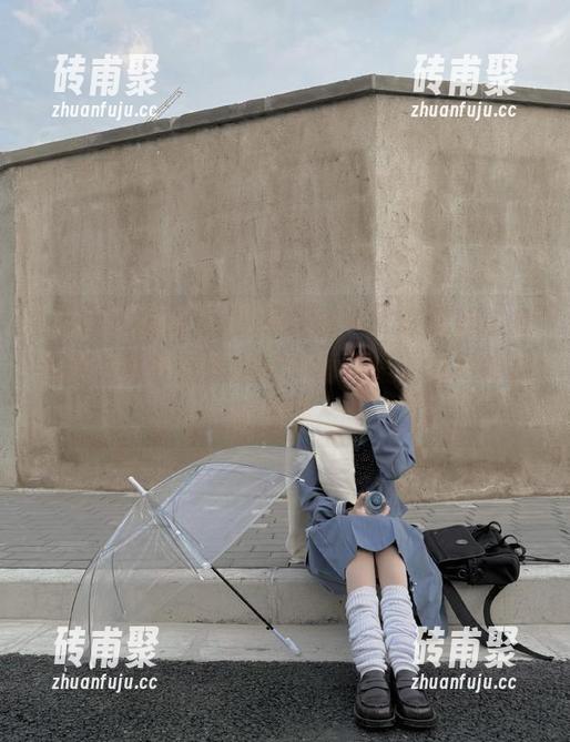 黑料不重样 “黑料不重样”让我登录后陶醉在各种黑色幽默的海洋里,大家都在哪里呢?