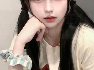 今天的黑料正能量官网，跟着趋势走一波，我也是只随和的吃瓜群众！