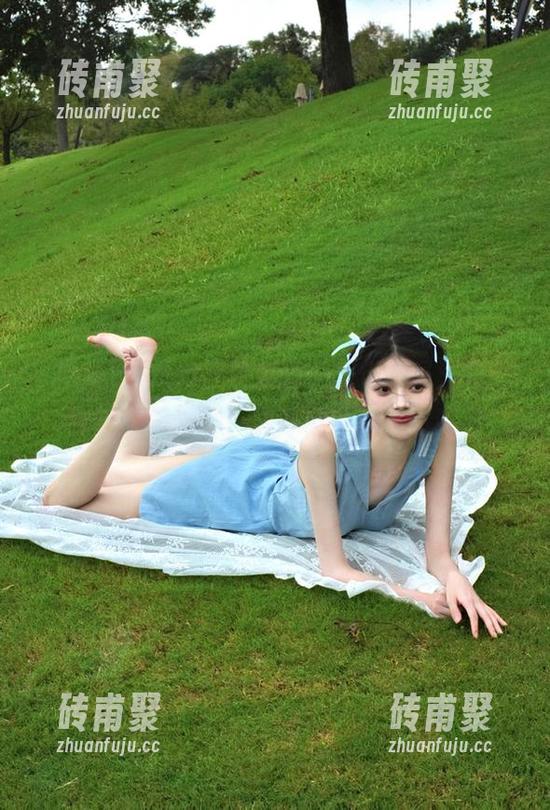 黑料社苹果版，凭借会员账号，爬过虚假光环，撬开偶像的多重秘密