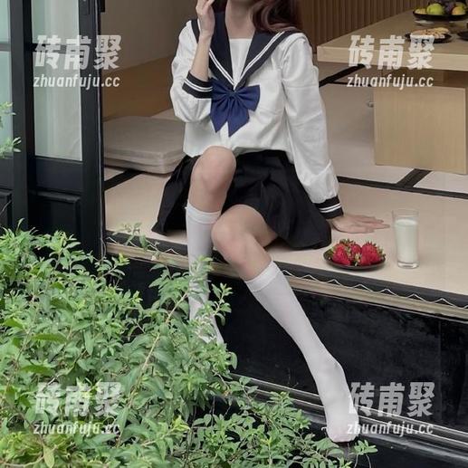 黑料网不打烊 黑料网不打烊,正能量入口等着你来探秘——不过感觉走错片场了?